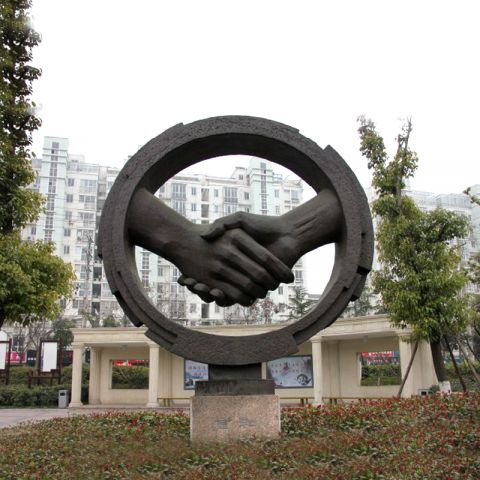 诚信两个手的雕塑-石雕仿铜公园街道景观摆件