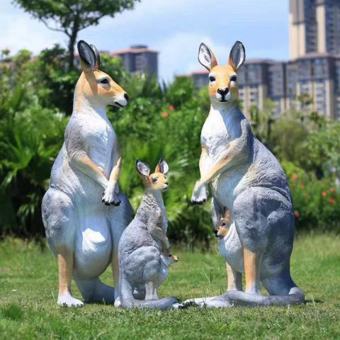 玻璃钢动物袋鼠雕塑-公园园林草坪仿真袋鼠