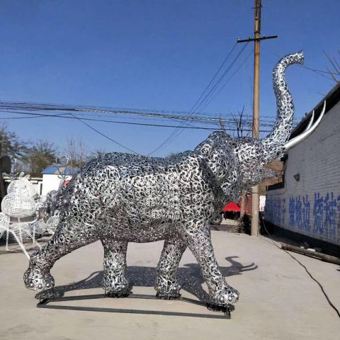 不锈钢镂空大象雕塑-铁艺镂空大象摆件