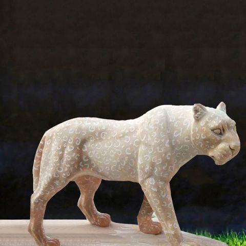 金钱豹石雕-晚霞红公园园林动物雕塑摆件