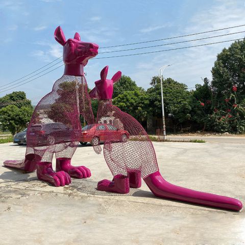 不锈钢镂空袋鼠雕塑-公园广场铁艺装饰摆件