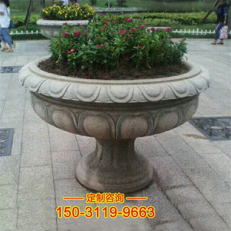 直径1米5的石雕花盆