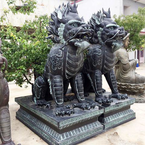 黑色的麒麟石雕-上古辟邪神兽动物雕塑