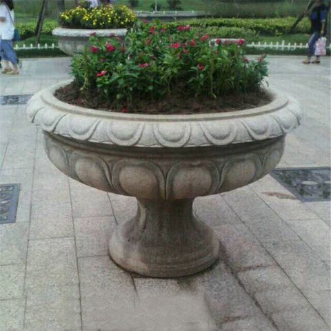 直径1米5的石雕花盆