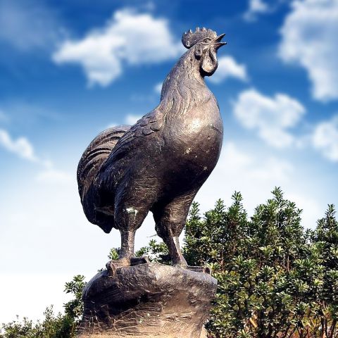 铜雕公鸡雕塑-大型生肖动物鸡景观雕塑