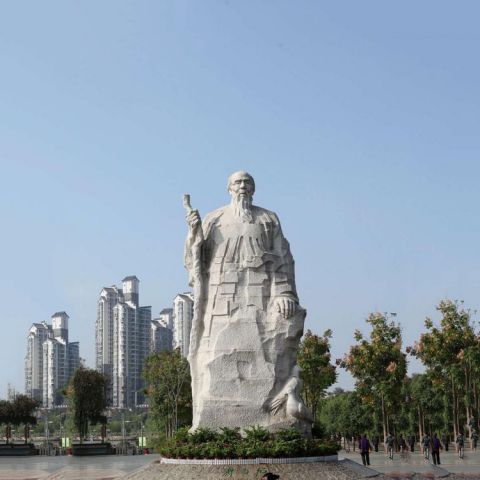 大型齐白石雕塑-城市公园广场历史文化名人石雕像