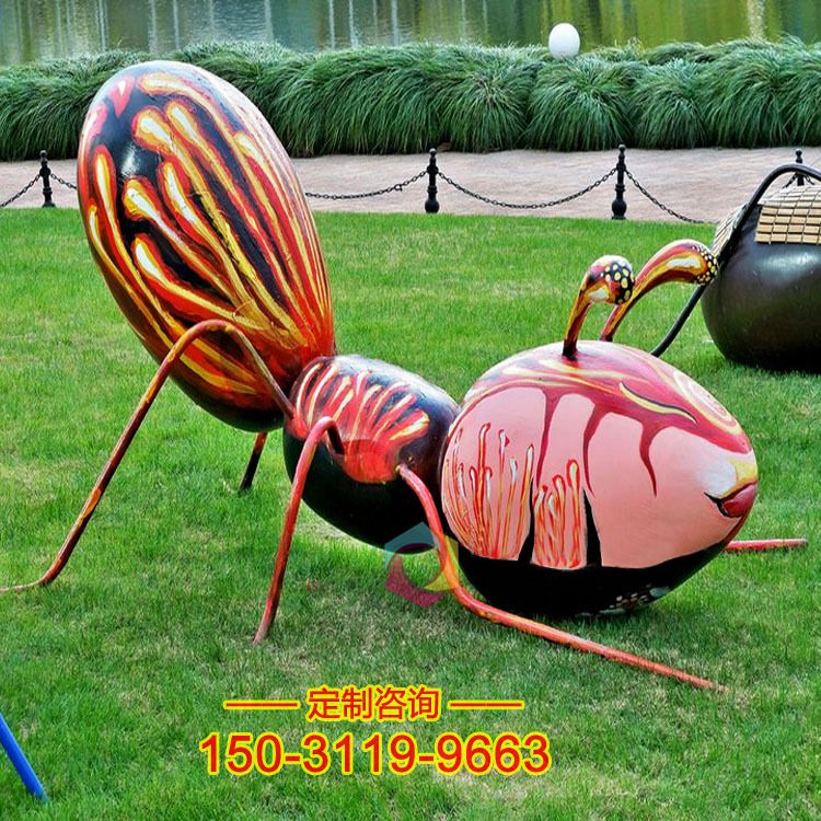玻璃钢蚂蚁卡通雕塑-公园园林动物摆件