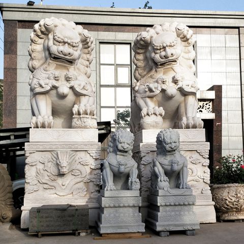 巨型狮子石雕-大型酒店大门看门动物石雕