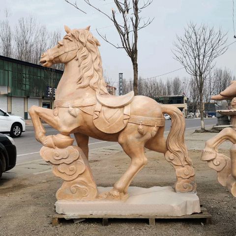 石雕马-晚霞红大理石战马动物雕塑
