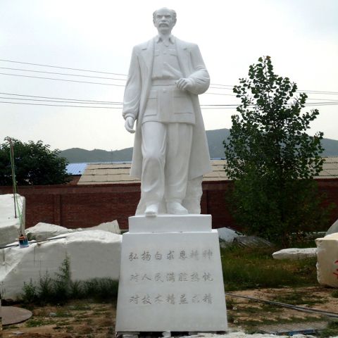 人物雕塑白求恩-著名胸外科医生石雕像