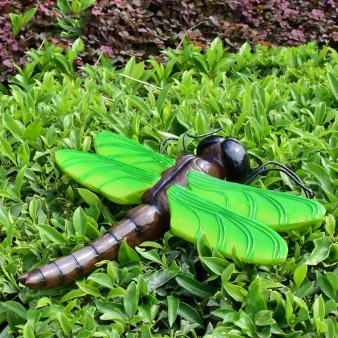 绿色仿真蜻蜓-玻璃钢草坪动物雕塑摆件