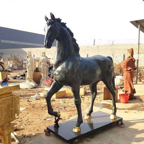 铸铜雕塑马-黄铜铸造着色动物马儿雕塑