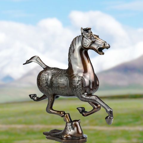 铜雕作品马踏飞燕-生肖马动物雕塑