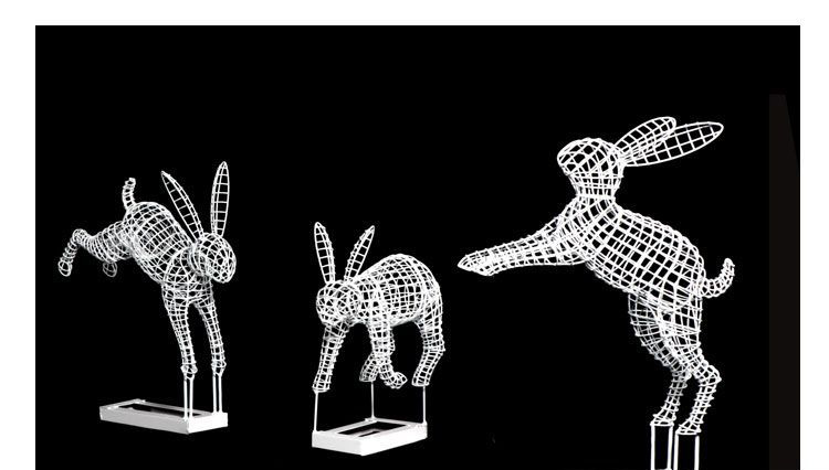 休闲不锈钢镂空兔子雕塑图片