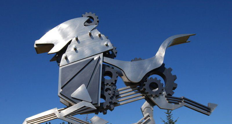 抽象机械马广场不锈钢雕塑图片