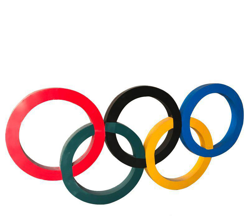 不锈钢喷漆奥运五环雕塑图片