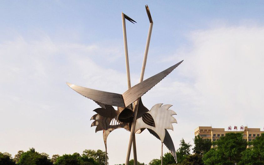 不锈钢抽象鸵鸟广场雕塑图片
