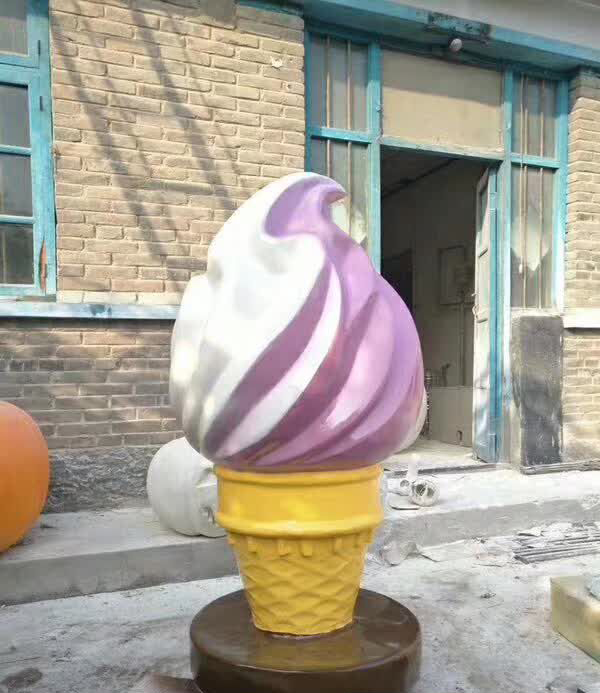 不锈钢仿真冰淇淋雕塑图片