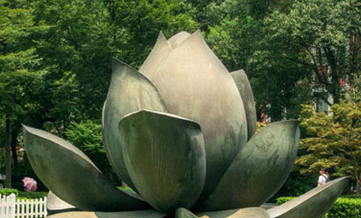 不锈钢莲花公园景观雕塑图片