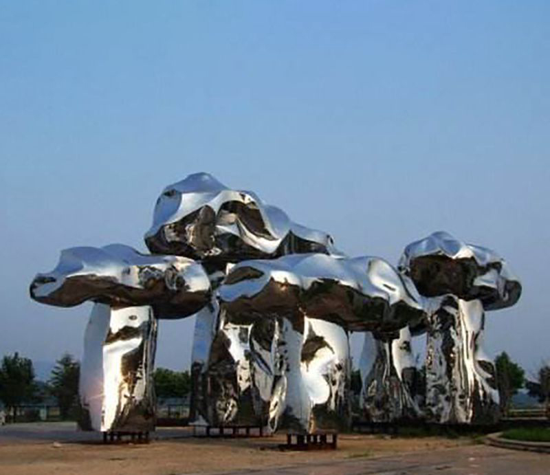 不锈钢蘑菇广场雕塑 图片