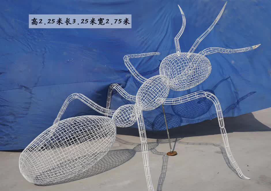 不锈钢镂空蚂蚁雕塑 图片