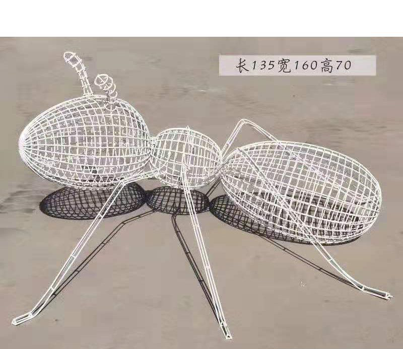 不锈钢编织镂空蚂蚁雕塑图片