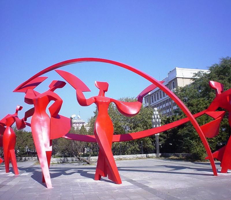 公园不锈钢抽象跳舞雕塑图片