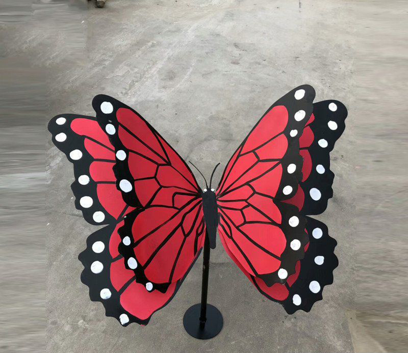 不锈钢彩色喷漆蝴蝶雕塑图片