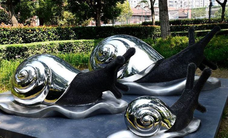 不锈钢公园蜗牛动物雕塑图片