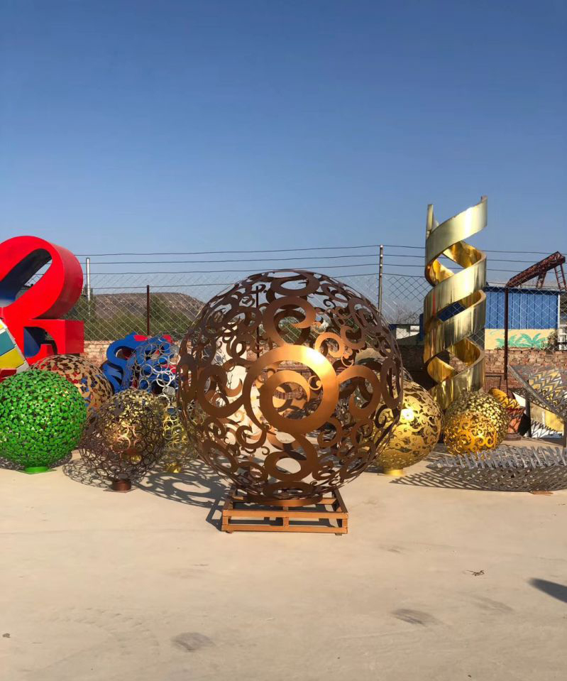 不锈钢镂空球雕塑广场公园景观雕塑 (2)图片
