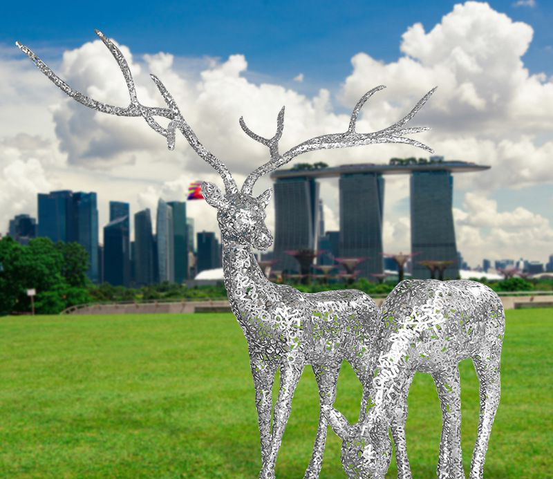 城市不锈钢镂空动物鹿雕塑图片