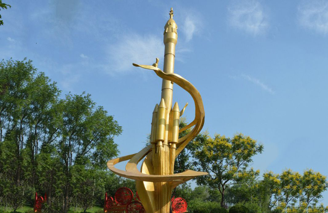 不锈钢火箭广场景观雕塑图片