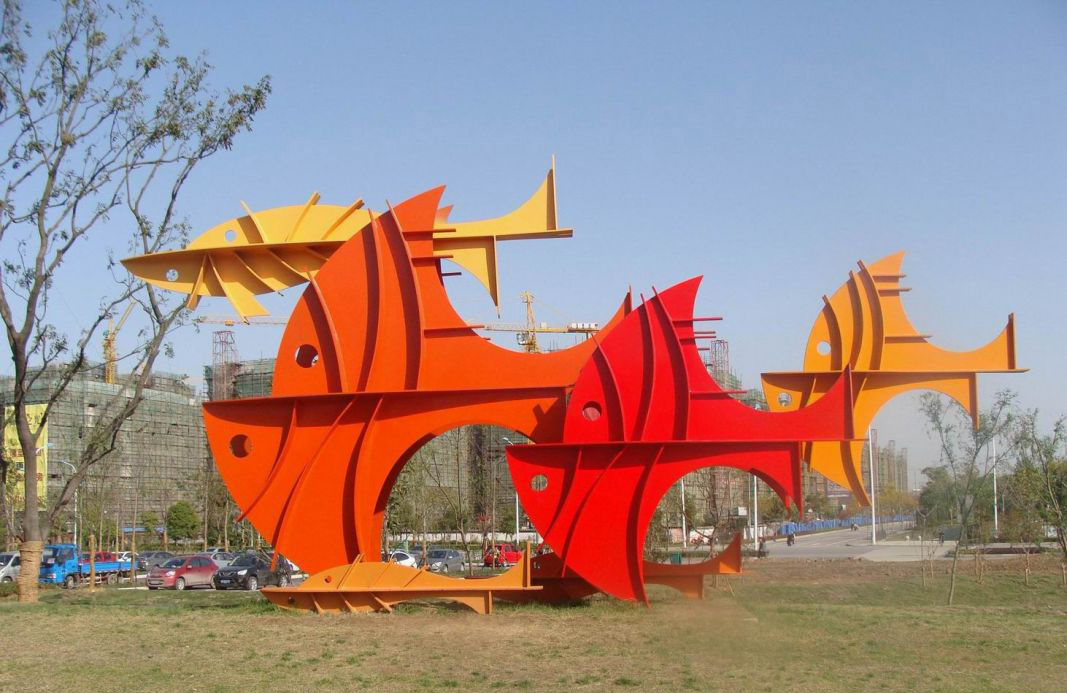 不锈钢抽象鱼广场雕塑图片