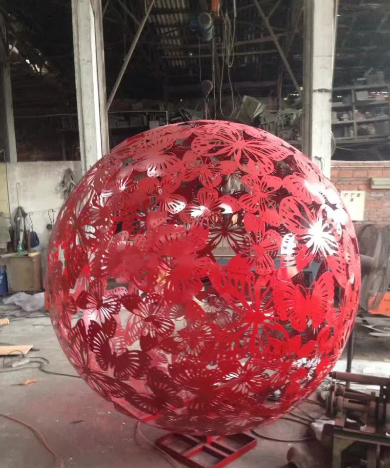 不锈钢镂空景观球雕塑图片