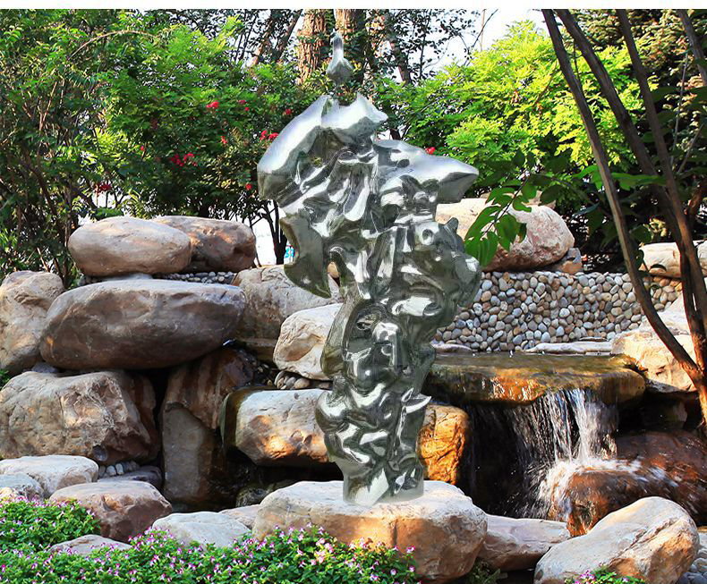 不锈钢别墅景观太湖石雕塑图片